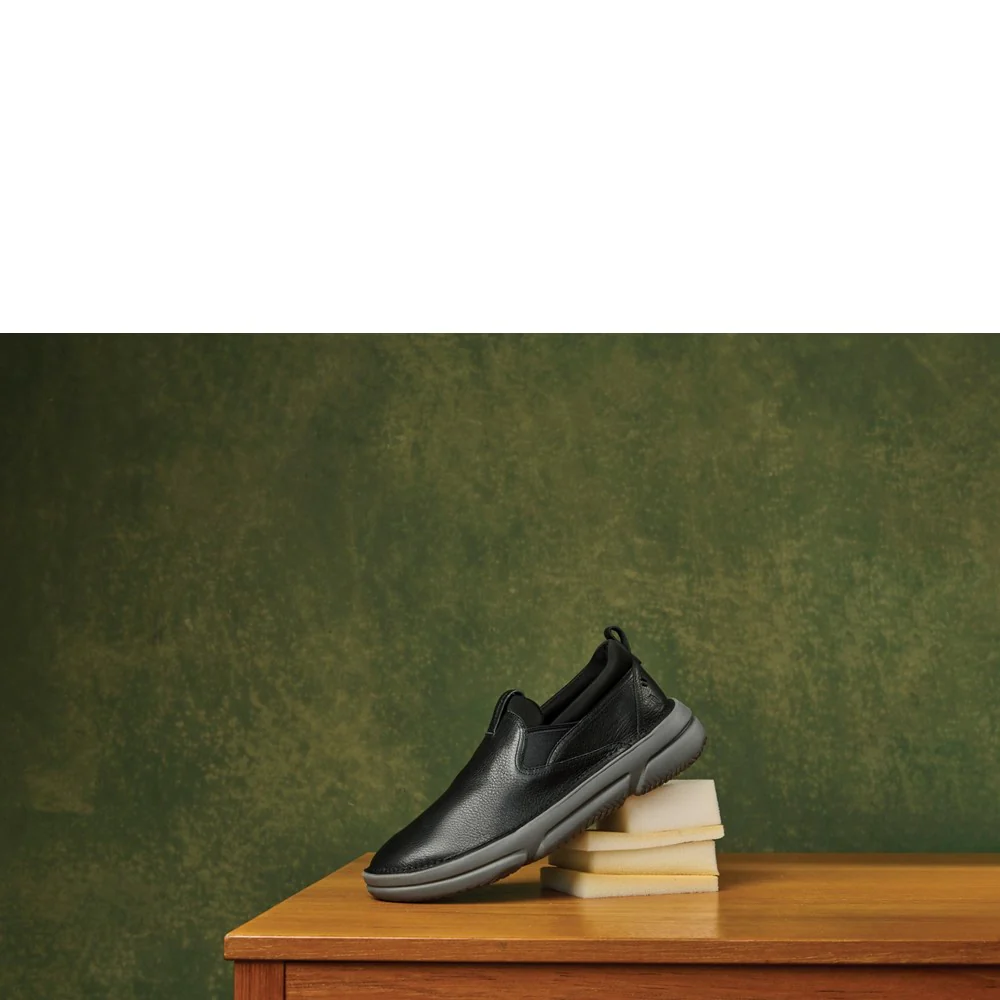 Black Baylor Slip-On Shoes - Image 2