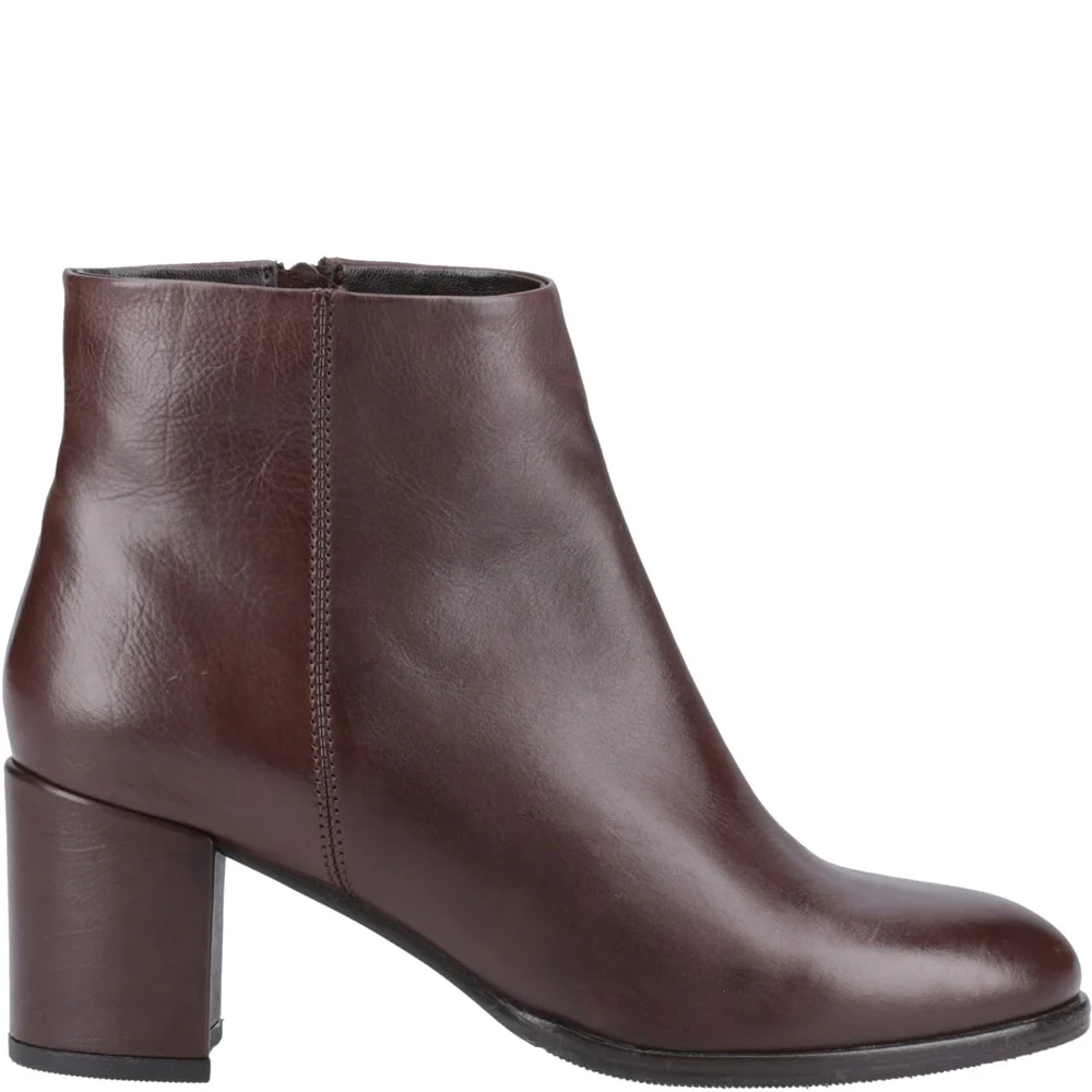 Brown Claridy Boots - Image 5