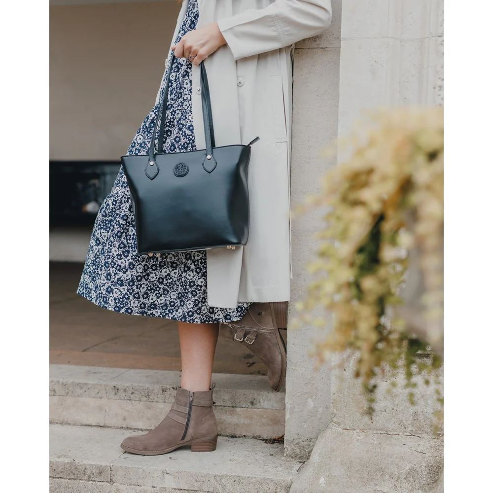 Black Nikko Tote Bag - Image 5